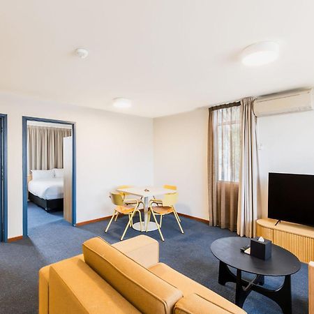 Statesman Hotel Canberra Exterior foto